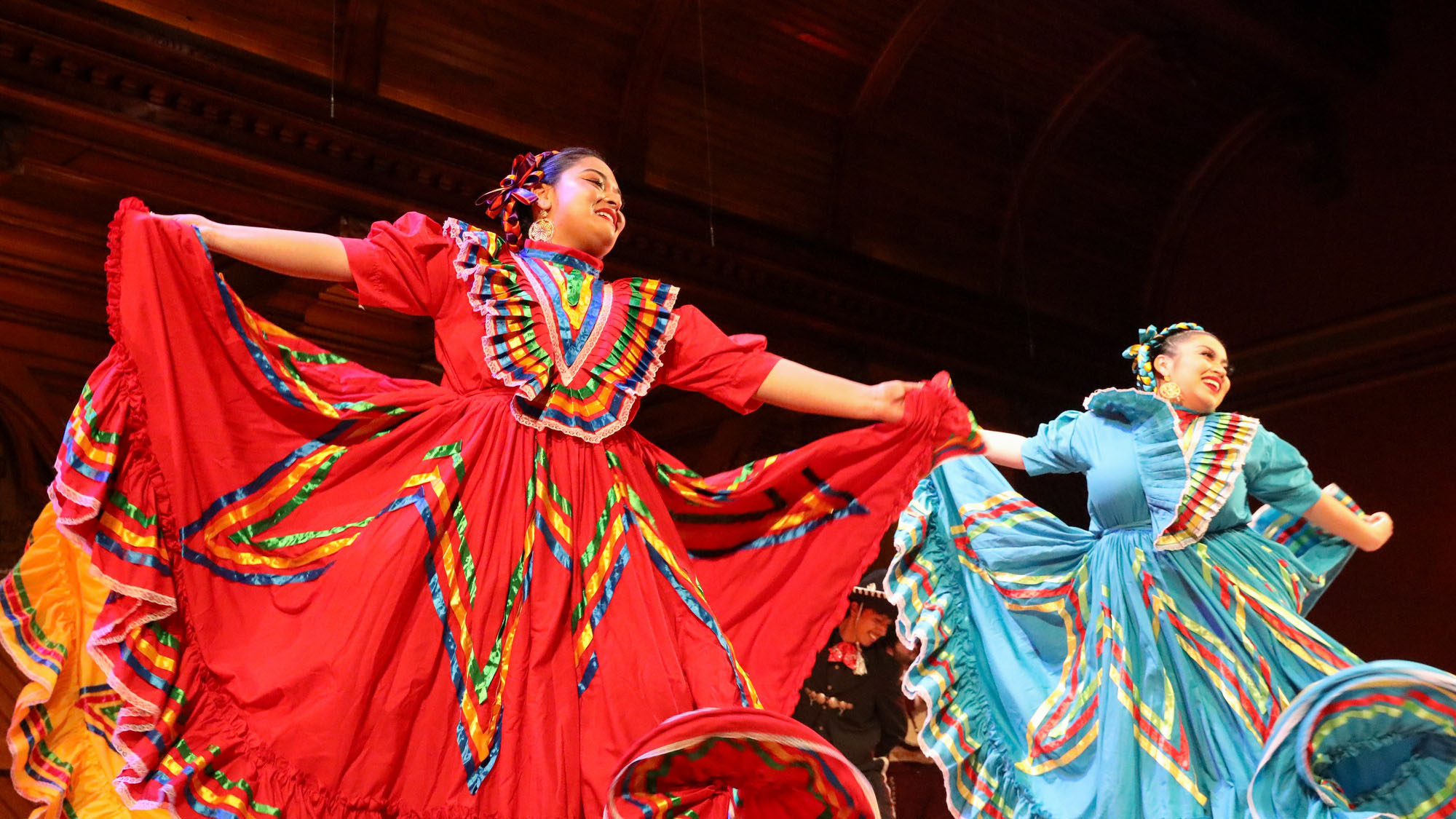 The Harvard Foundation for Intercultural and Race Relations held its 38th annual Cultural Rhythms Showcase, featuring performances from 10 student cultural groups. Dancers in RAZA Ballet Folklorico join Mariachi Veritas musicians in highlighting Mexico’s culture through vibrant music and captivating dance.