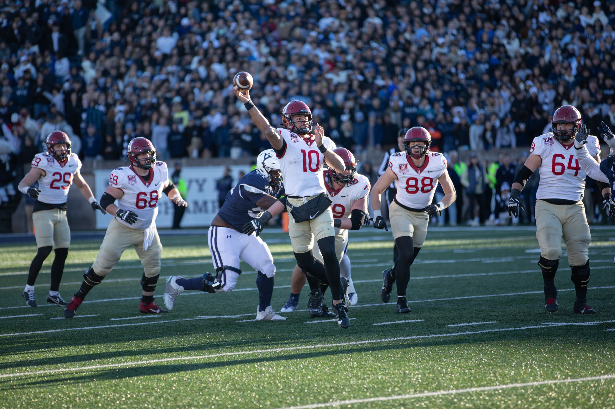 The annual showdown between the Harvard Crimson and the Yale Bulldogs returned to the Yale Bowl in New Haven, Connecticut on Nov. 18. A tight game, the Crimson fell to the Bulldogs 18-23, closing out the team’s 150th season.