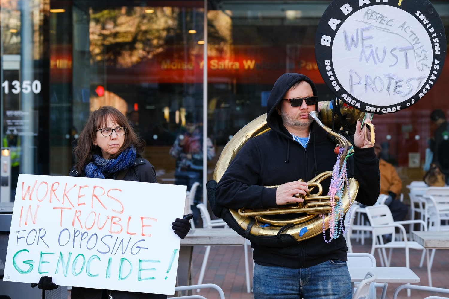 Rank-and-file members of the Harvard Union of Clerical and Technical Workers rally outside Smith Campus Center to protest the University’s alleged retaliation against pro-Palestine demonstrators and union activists. The demonstration, organized by the union’s Rank & File Movement, drew around 25 attendees.